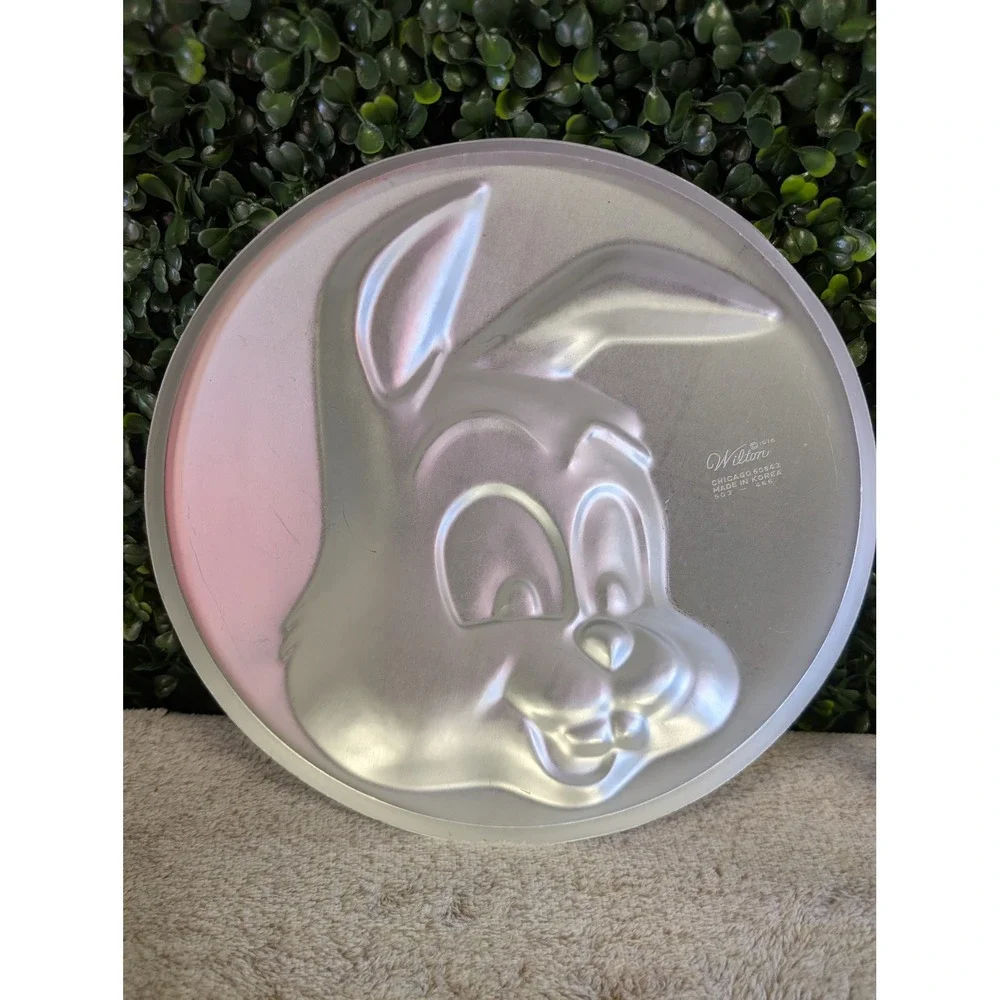 Vintage‎ Wilton 1976 Bunny Rabbit Aluminum Cake Pan 503-466 Easter Mold Silver